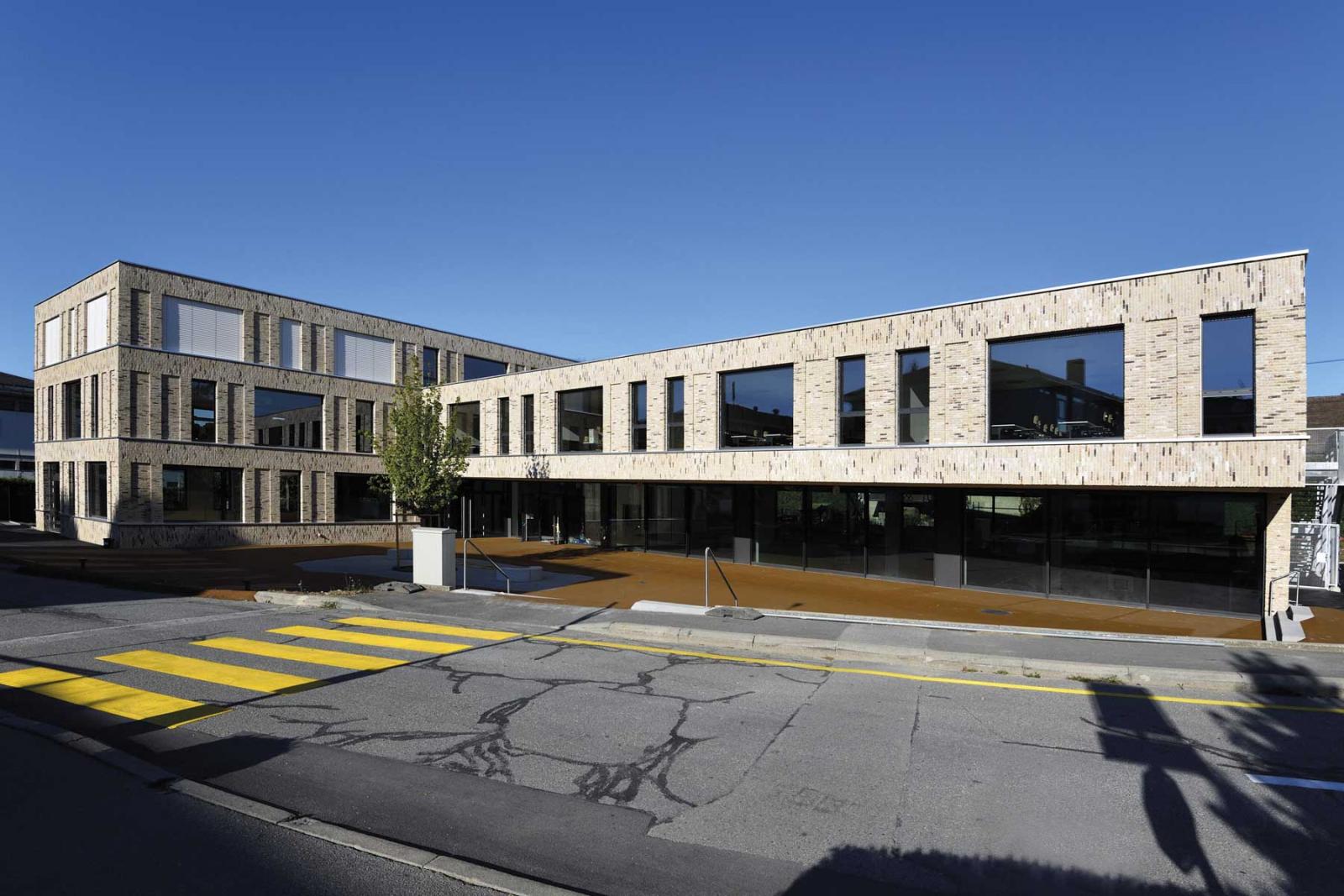 dPEK2_sju7_3227_college_dlv6_rainer_sohlbank_dsc7156_corr.jpeg
