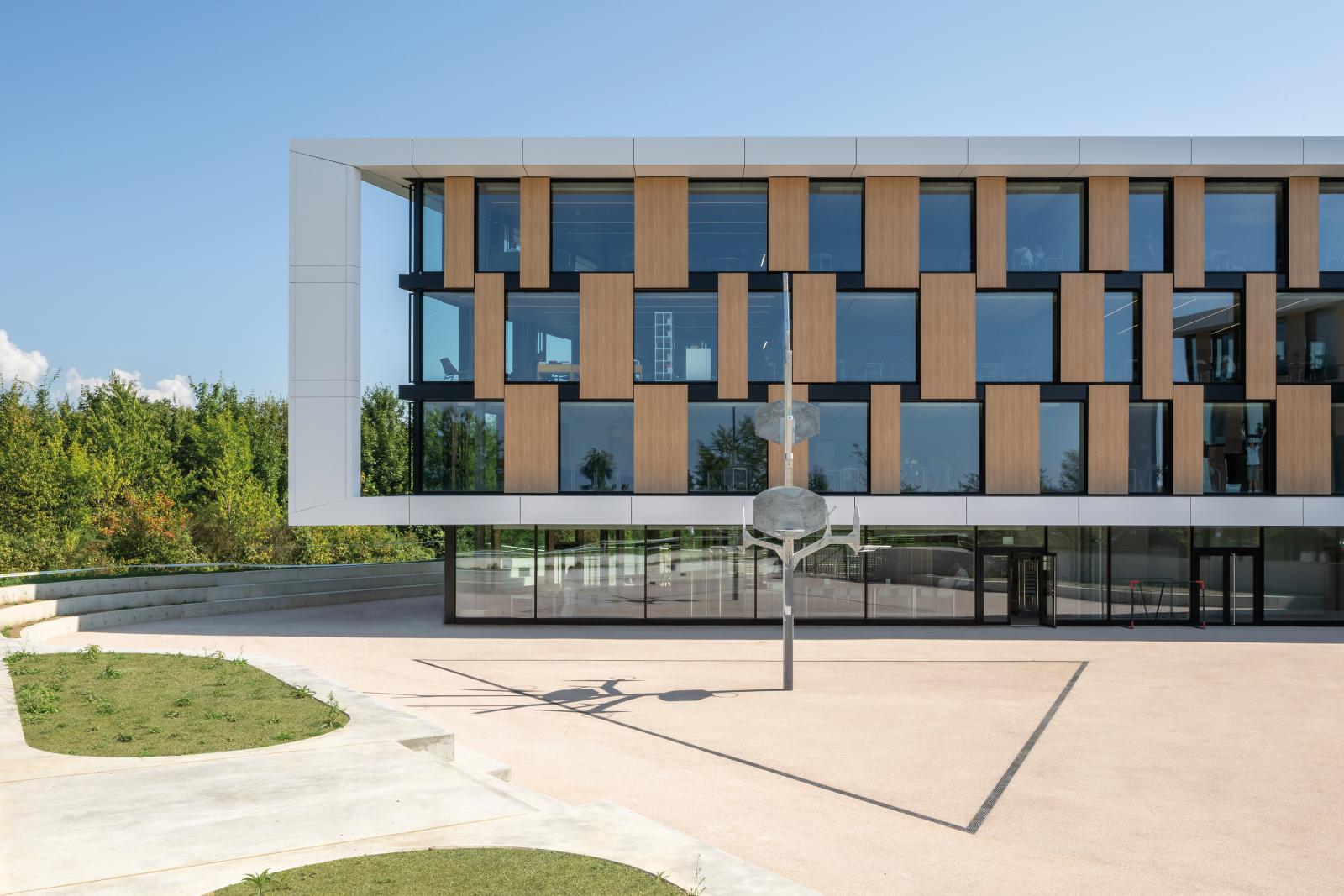 FwS3O_3440_ecole_moser_c_helene_maria_hmp_6653.jpg