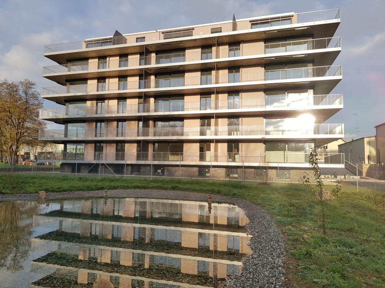 Livraison de Combaz A7 à Gland 