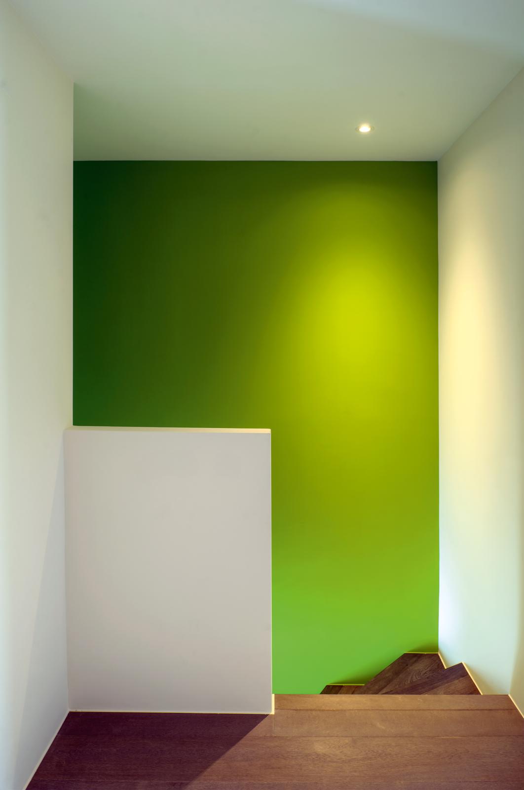 Y2Nl8_2300_lola-pont_rouge_c_nathalie_racheter_2300_-interieur17.jpg
